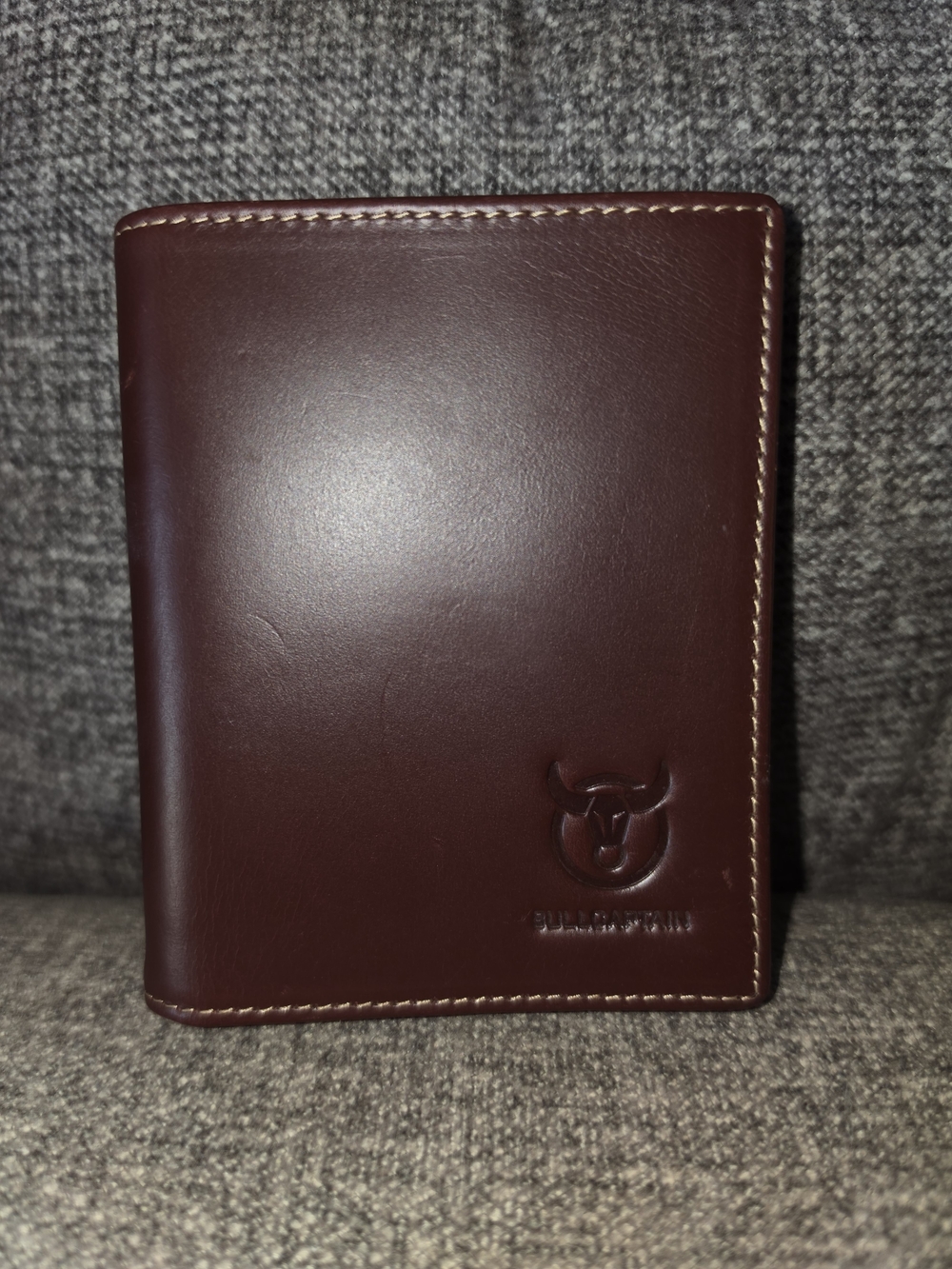 Men's Bifold Leather Wallet - Burgundy by